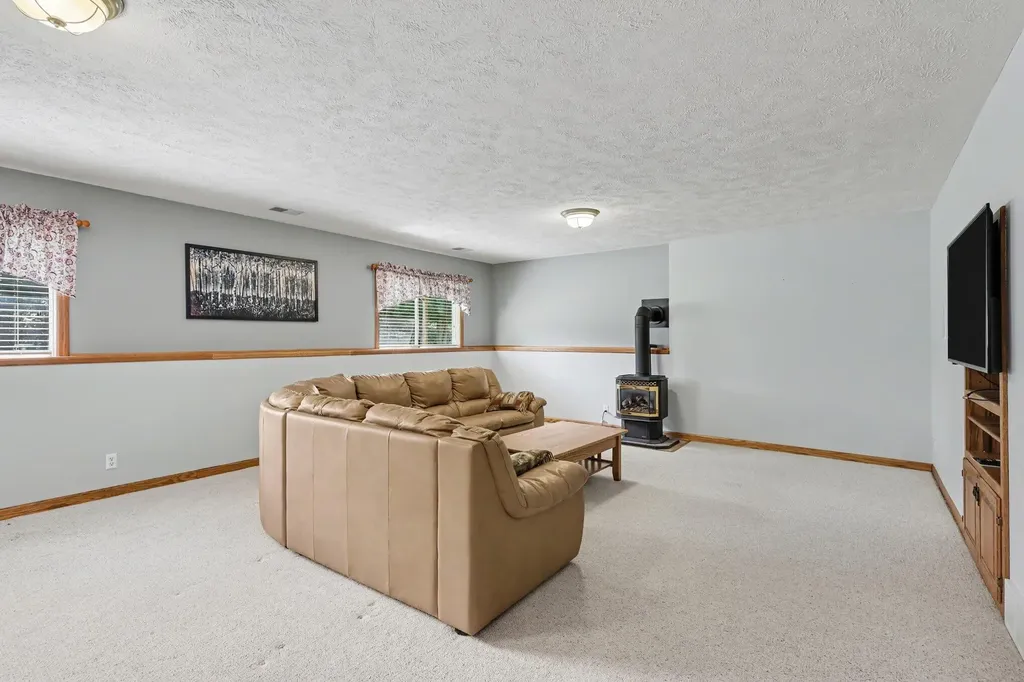 3042 Roberts Way Holland Charter Township MI 49424