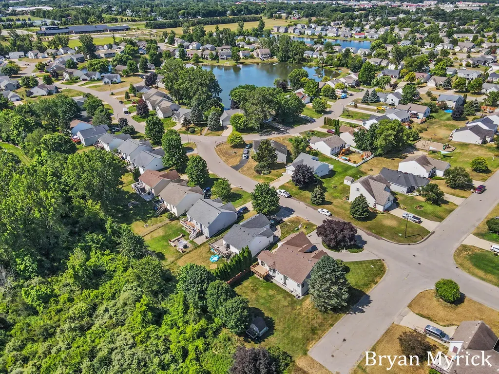 3042 Roberts Way Holland Charter Township MI 49424
