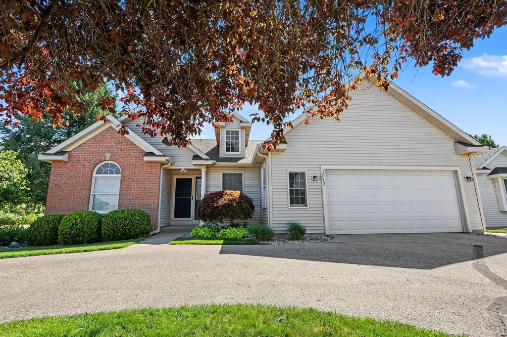 3042 Roberts Way Holland Charter Township MI 49424
