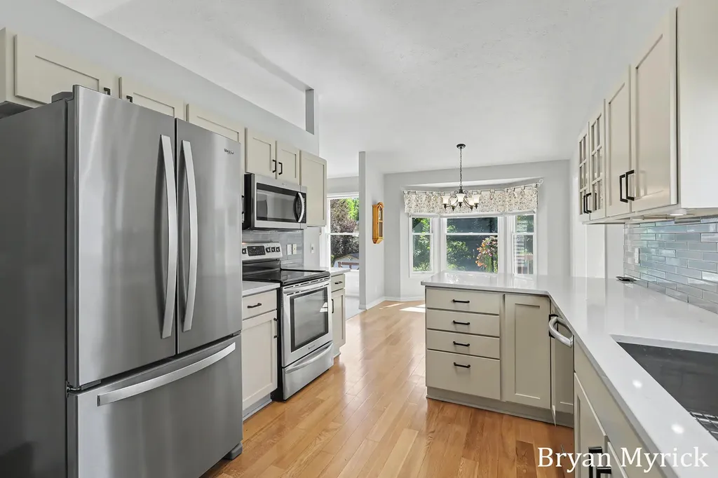 3042 Roberts Way Holland Charter Township MI 49424