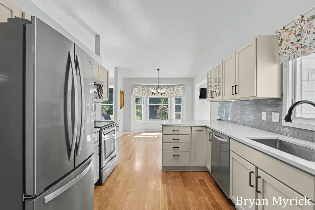 3042 Roberts Way Holland Charter Township MI 49424