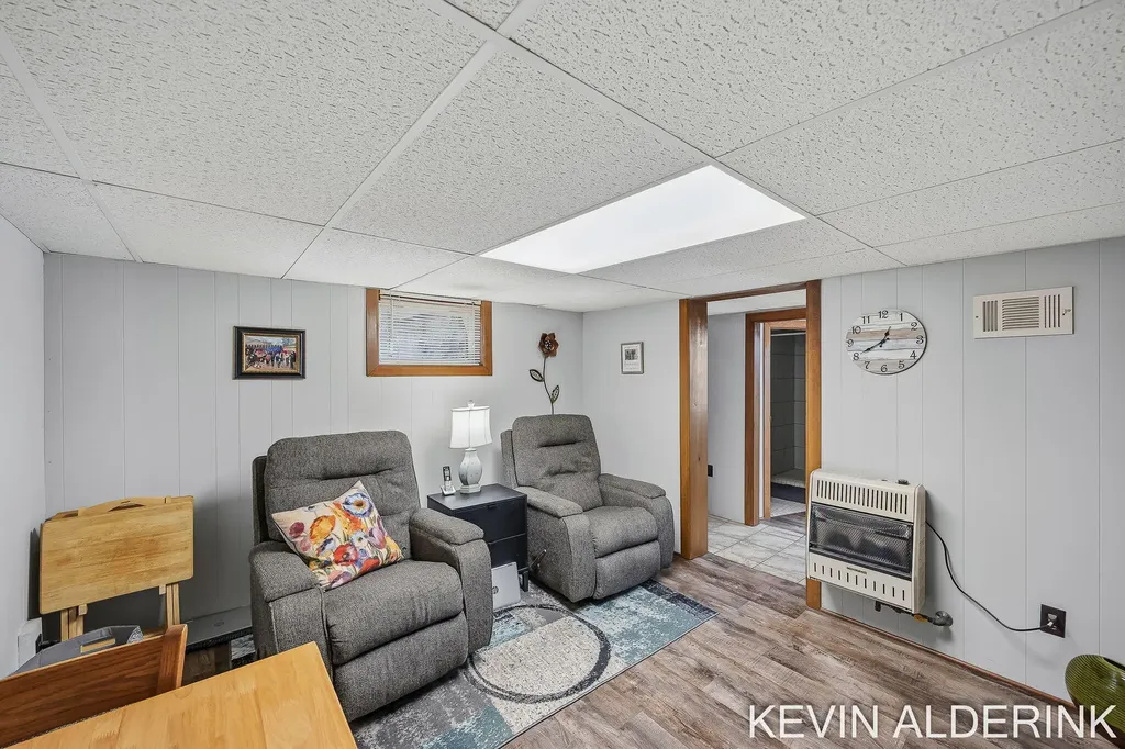 136 S Fairview Road Zeeland City MI 49464