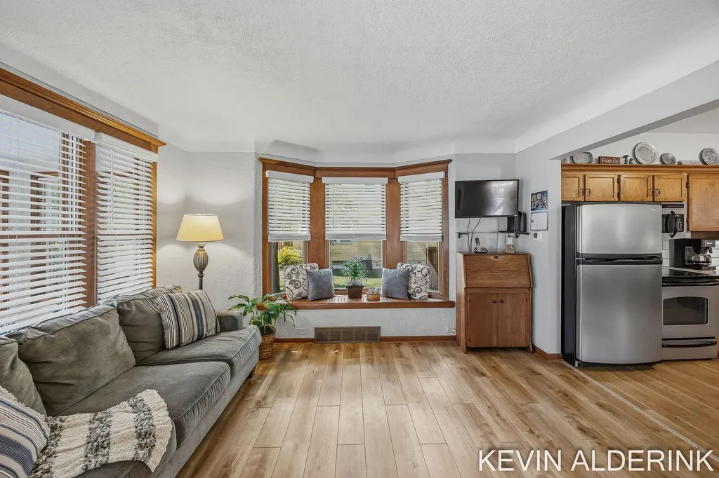 136 S Fairview Road Zeeland City MI 49464