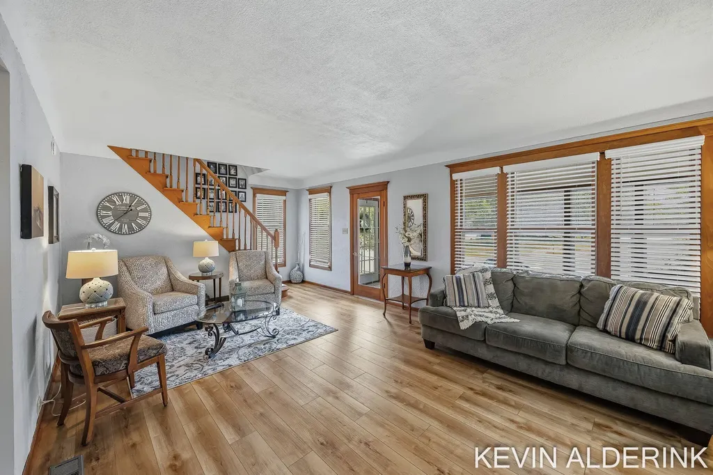 136 S Fairview Road Zeeland City MI 49464