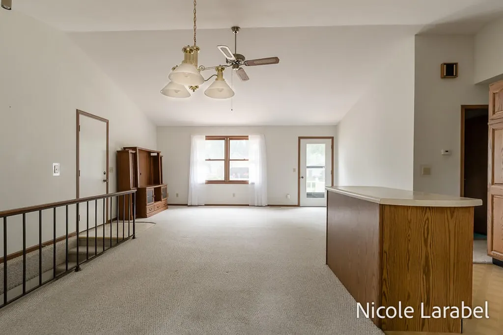 16362 Robbins Road Grand Haven Charter Township MI 49417