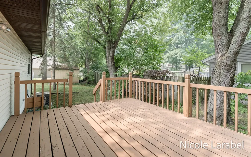 16362 Robbins Road Grand Haven Charter Township MI 49417