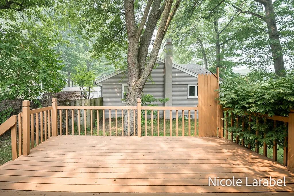 16362 Robbins Road Grand Haven Charter Township MI 49417
