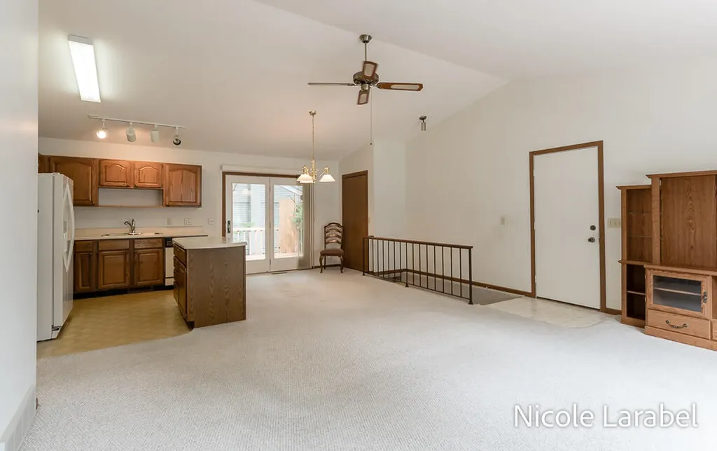 16362 Robbins Road Grand Haven Charter Township MI 49417