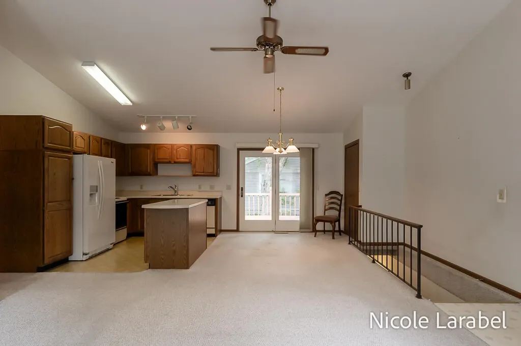 16362 Robbins Road Grand Haven Charter Township MI 49417