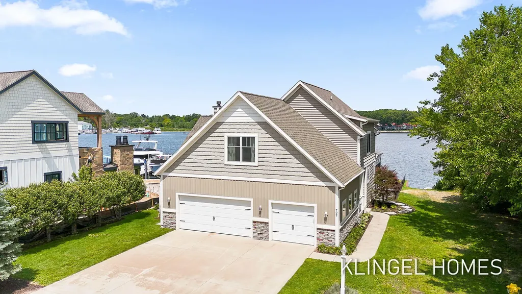 702 Elk Avenue Spring Lake Village MI 49456