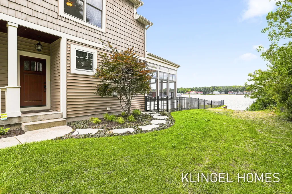 702 Elk Avenue Spring Lake Village MI 49456