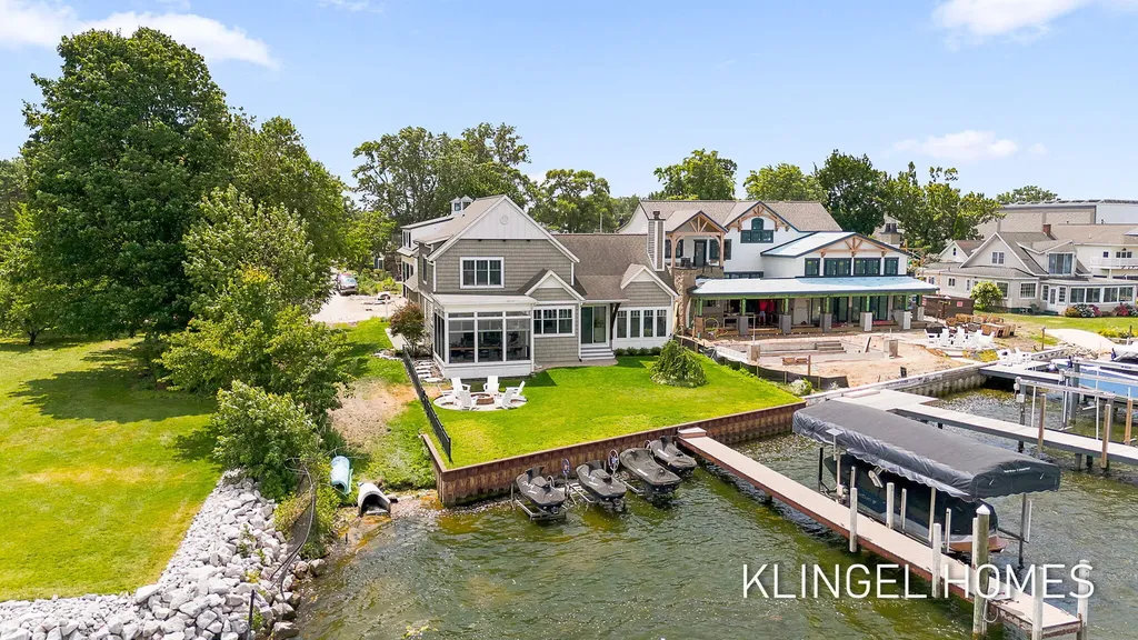 702 Elk Avenue Spring Lake Village MI 49456