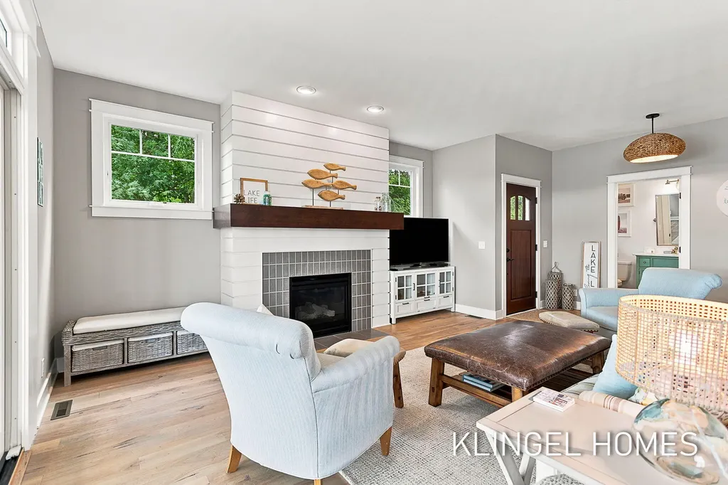 702 Elk Avenue Spring Lake Village MI 49456