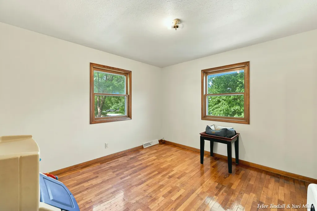 2029 Southland Drive Muskegon Charter Township MI 49442