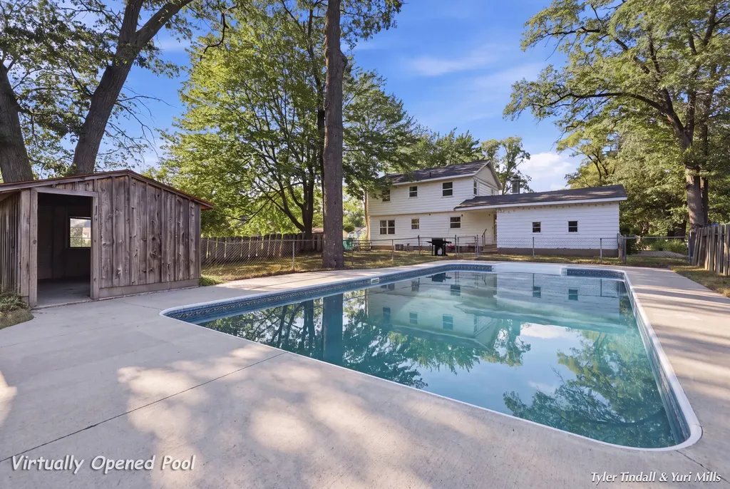 2029 Southland Drive Muskegon Charter Township MI 49442