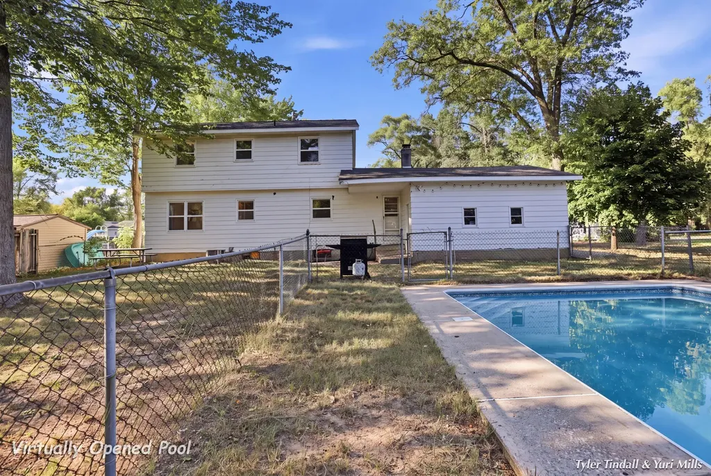2029 Southland Drive Muskegon Charter Township MI 49442
