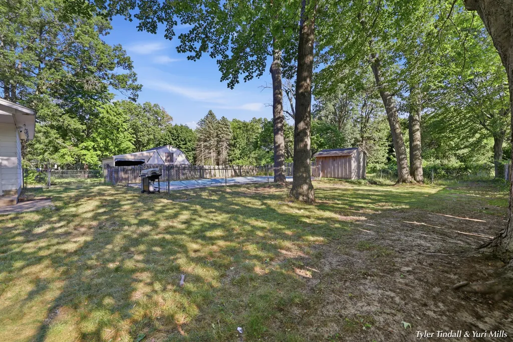 2029 Southland Drive Muskegon Charter Township MI 49442
