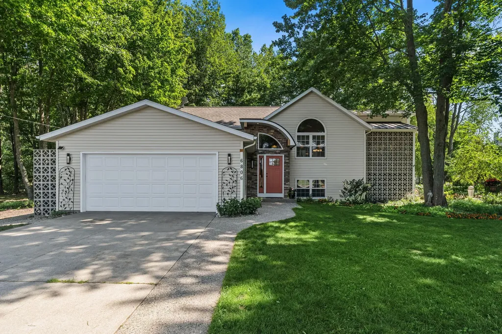 6806 Wiley Road Unknown City MI 49406