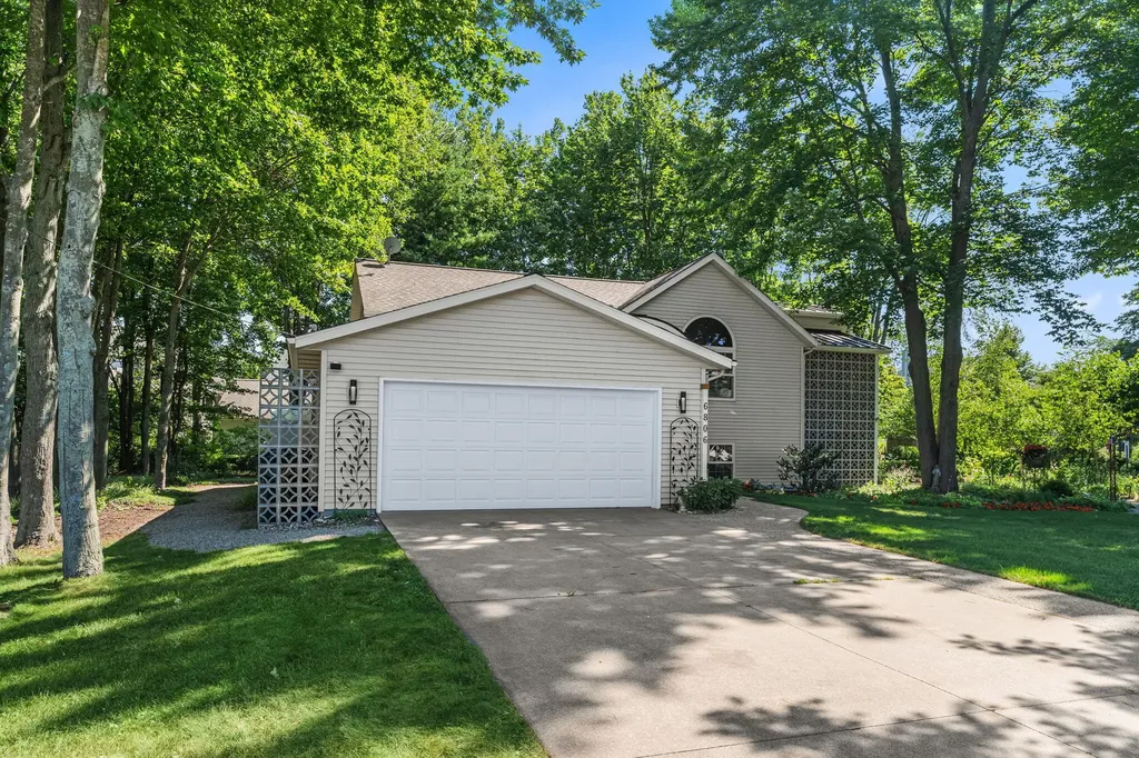 6806 Wiley Road Unknown City MI 49406