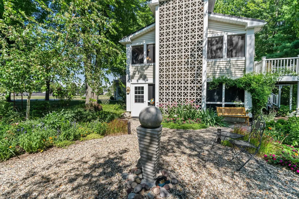 6806 Wiley Road Unknown City MI 49406