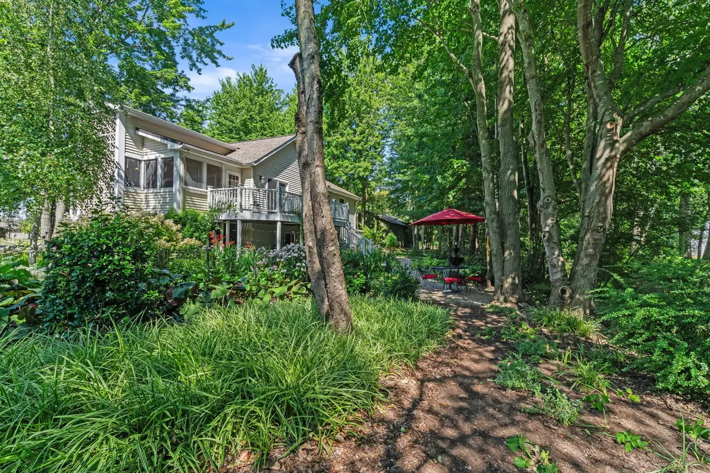 6806 Wiley Road Unknown City MI 49406