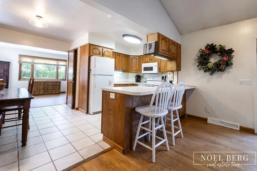 1641 Moulton Avenue North Muskegon City MI 49445