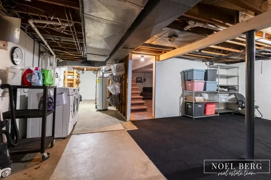 1641 Moulton Avenue North Muskegon City MI 49445