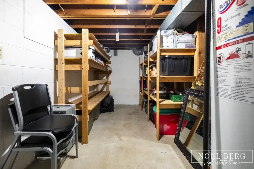 1641 Moulton Avenue North Muskegon City MI 49445