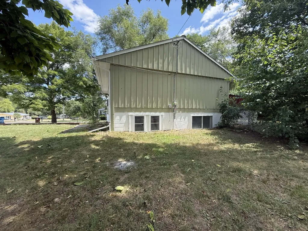 202 Viking Drive Pennfield Charter Township MI 49017