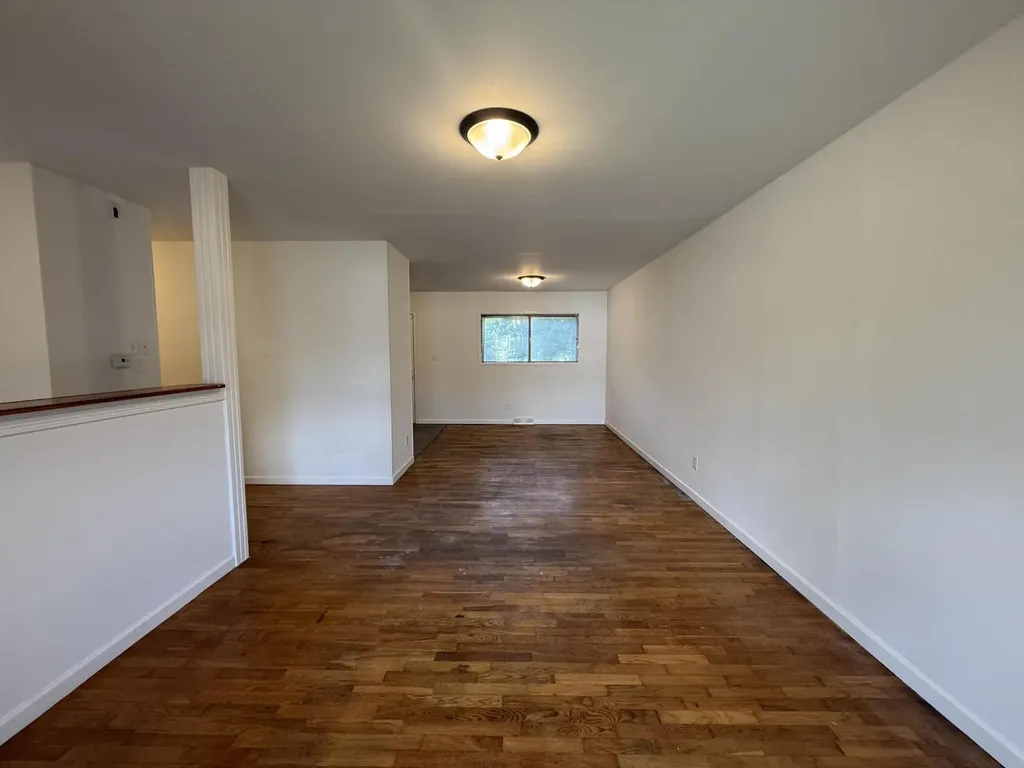 202 Viking Drive Pennfield Charter Township MI 49017