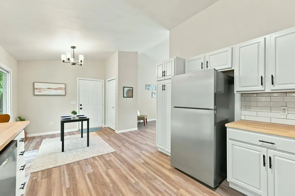 2046 N Roberts Road Muskegon Charter Township MI 49445