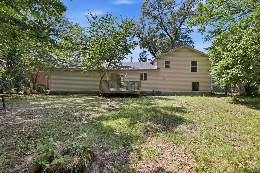 2046 N Roberts Road Muskegon Charter Township MI 49445