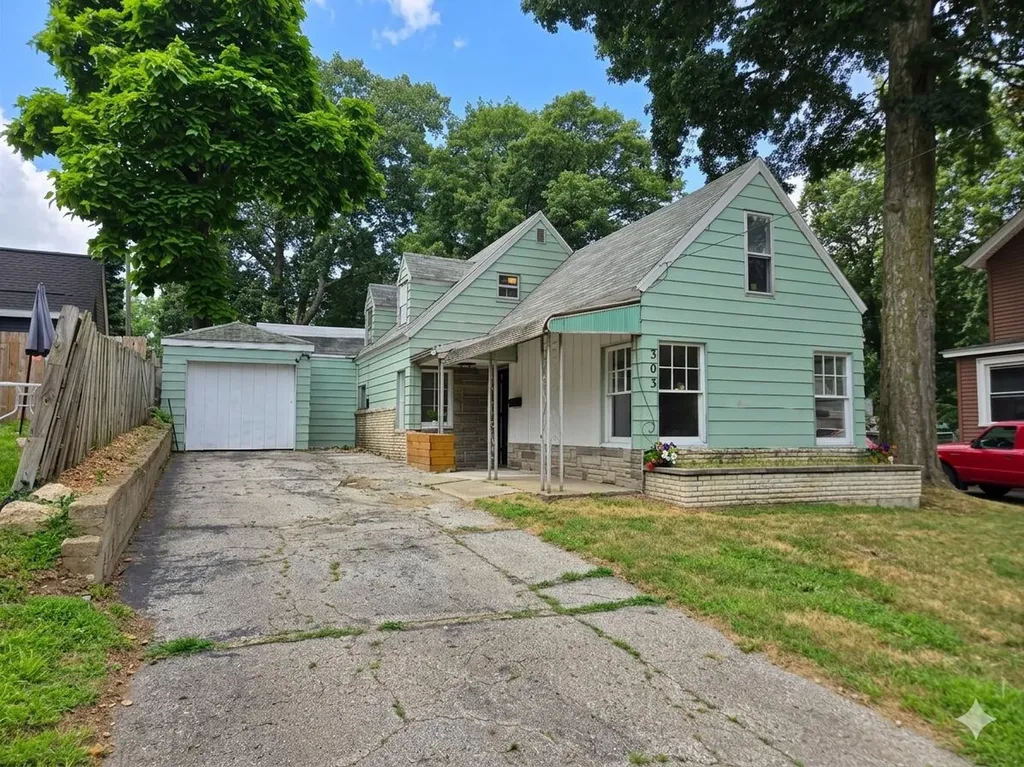 303 Orchard Street Dowagiac City MI 49047