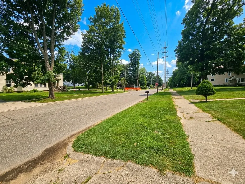 303 Orchard Street Dowagiac City MI 49047