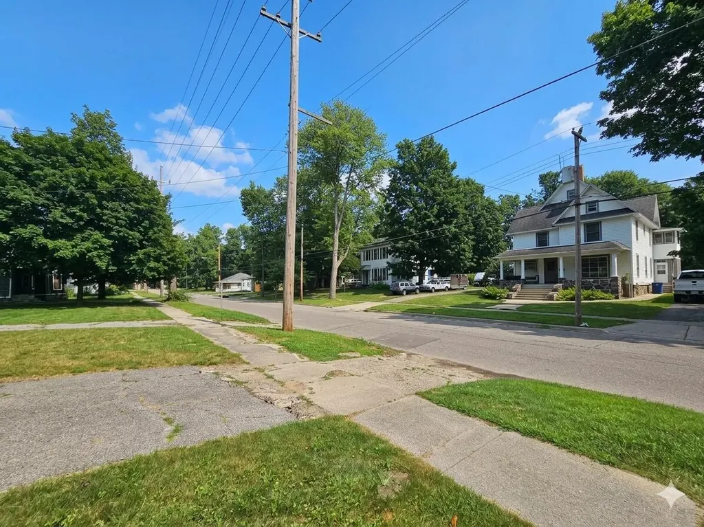 303 Orchard Street Dowagiac City MI 49047