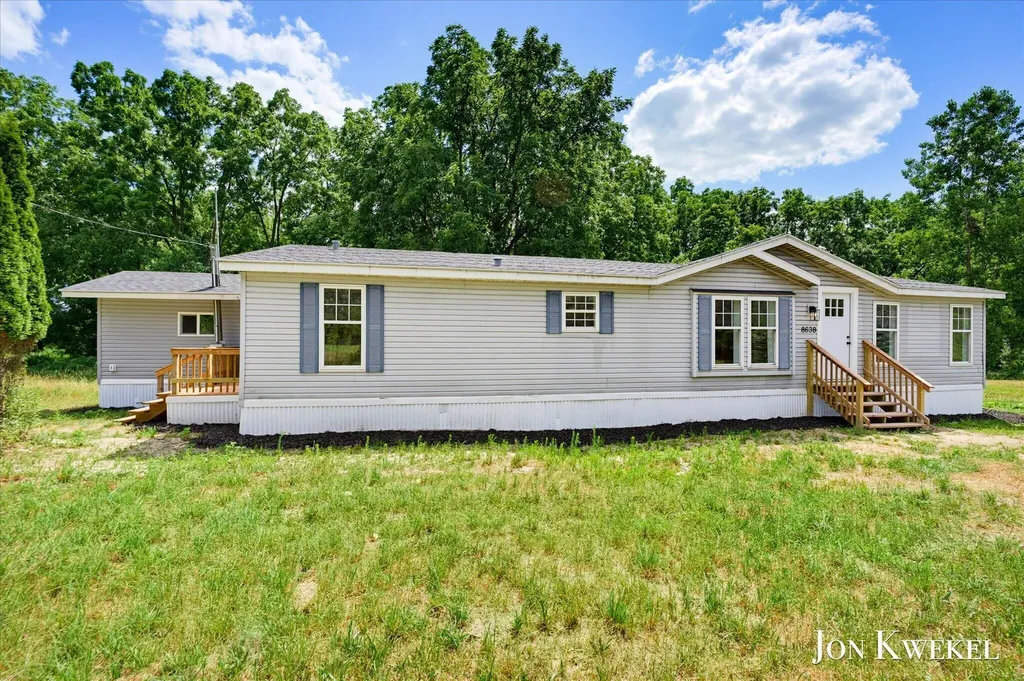 8636 Maple Road Portland Township MI 48851