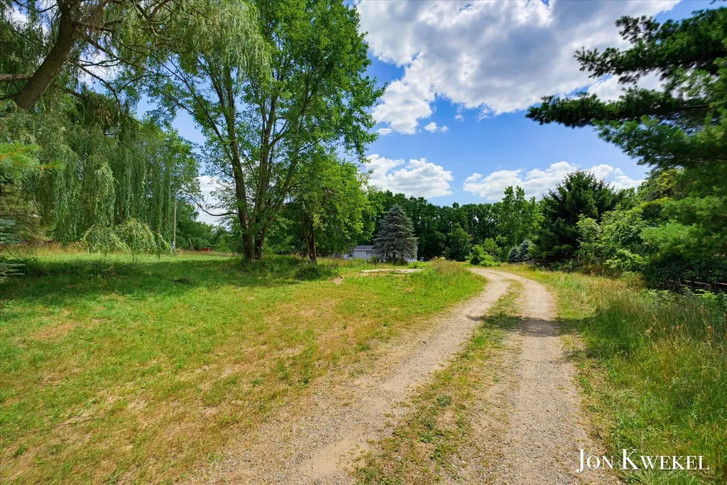 8636 Maple Road Portland Township MI 48851