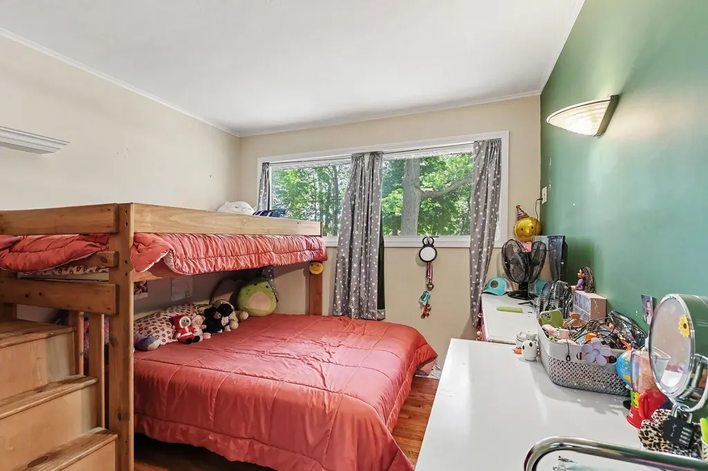 290 Eric Avenue Norton Shores City MI 49444