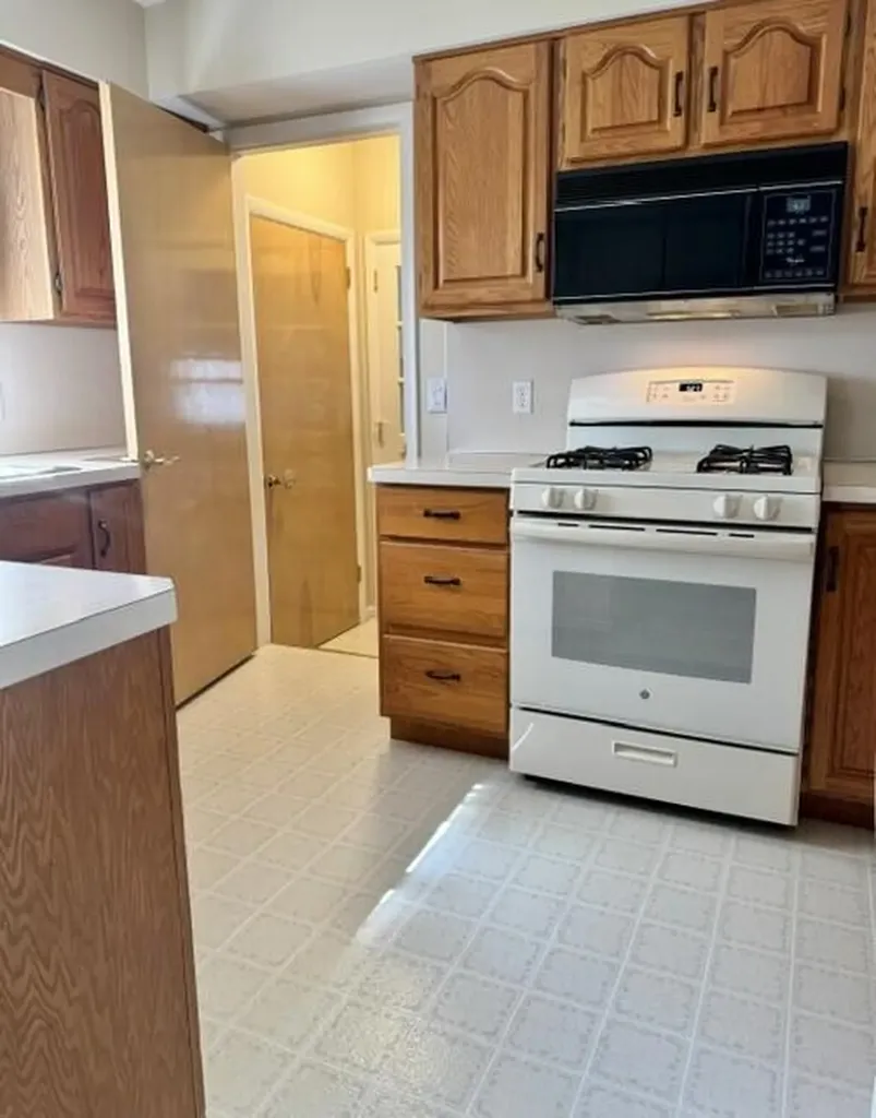 2397 Blodgett Street Muskegon City MI 49441