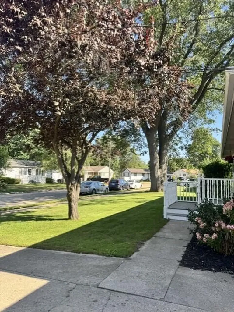 2397 Blodgett Street Muskegon City MI 49441