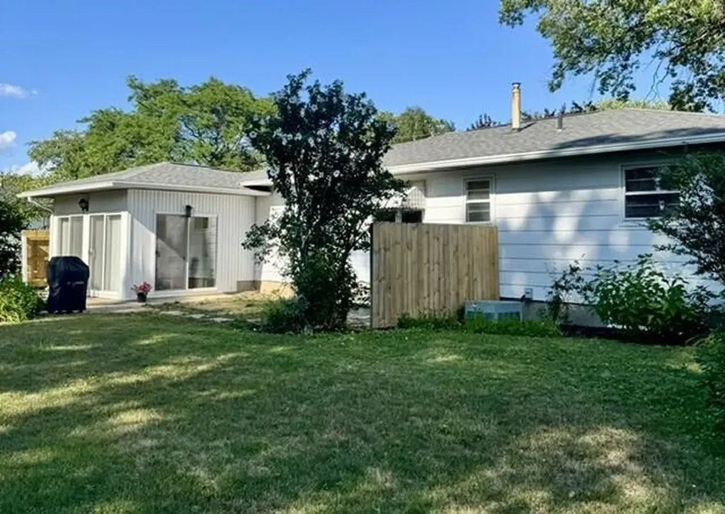 2397 Blodgett Street Muskegon City MI 49441