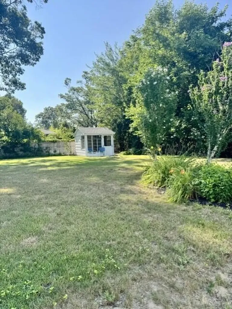2397 Blodgett Street Muskegon City MI 49441