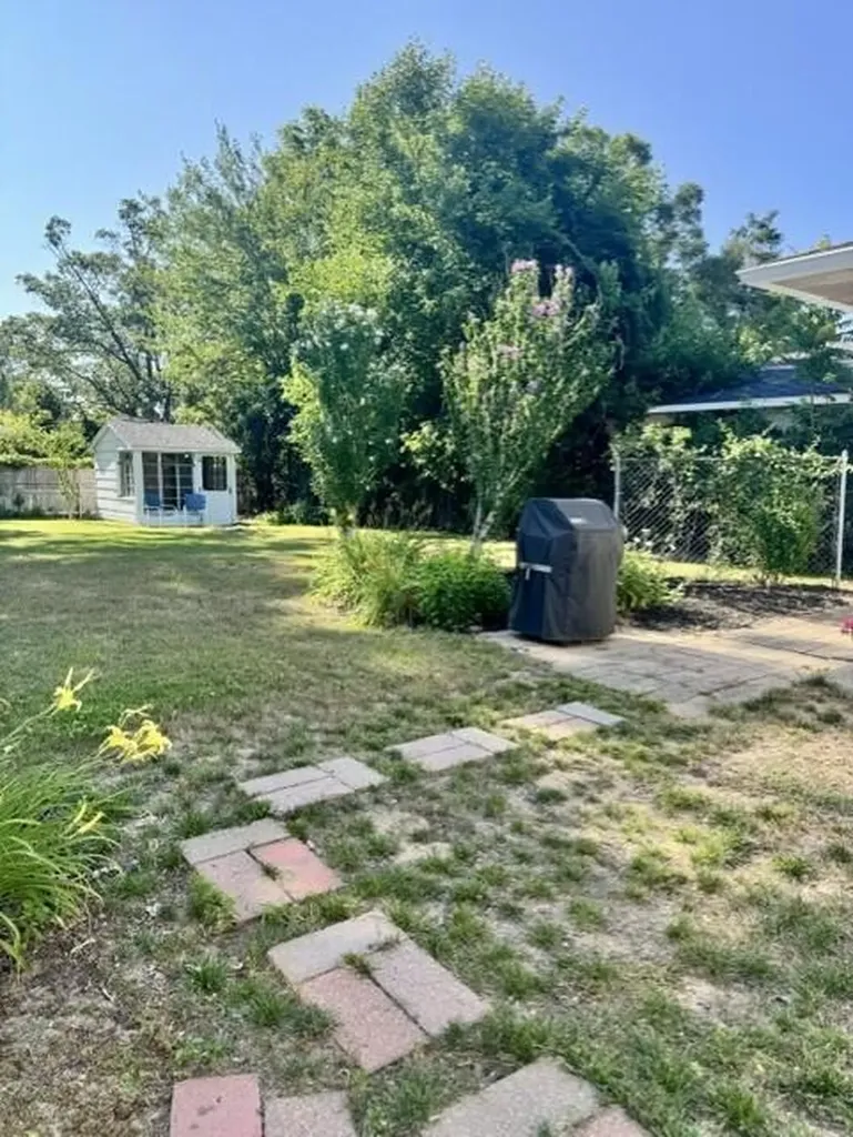 2397 Blodgett Street Muskegon City MI 49441