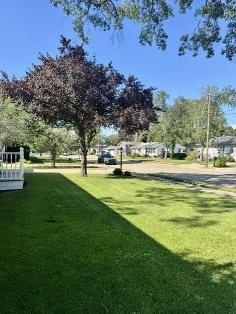 2397 Blodgett Street Muskegon City MI 49441