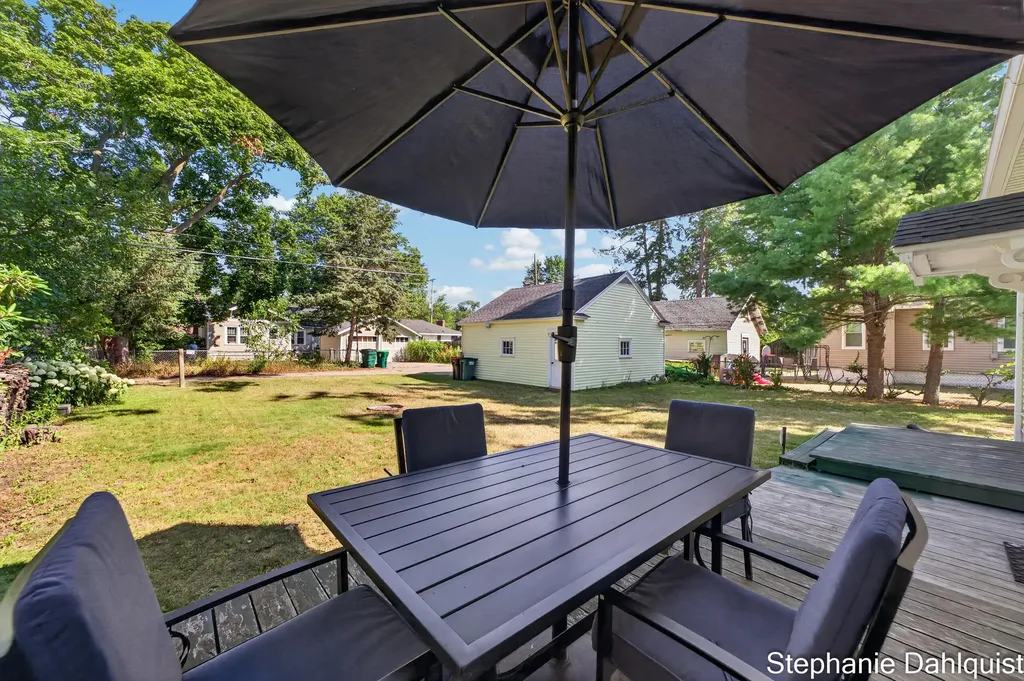 1210 Ruddiman Drive North Muskegon City MI 49445