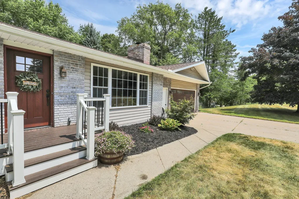 3300 W Howell Road Aurelius Township MI 48854