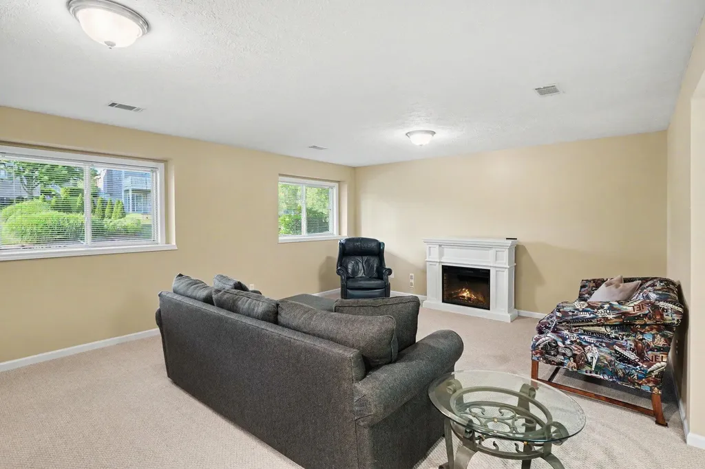 6028 Heritage Meadow Drive Laketown Township MI 49423