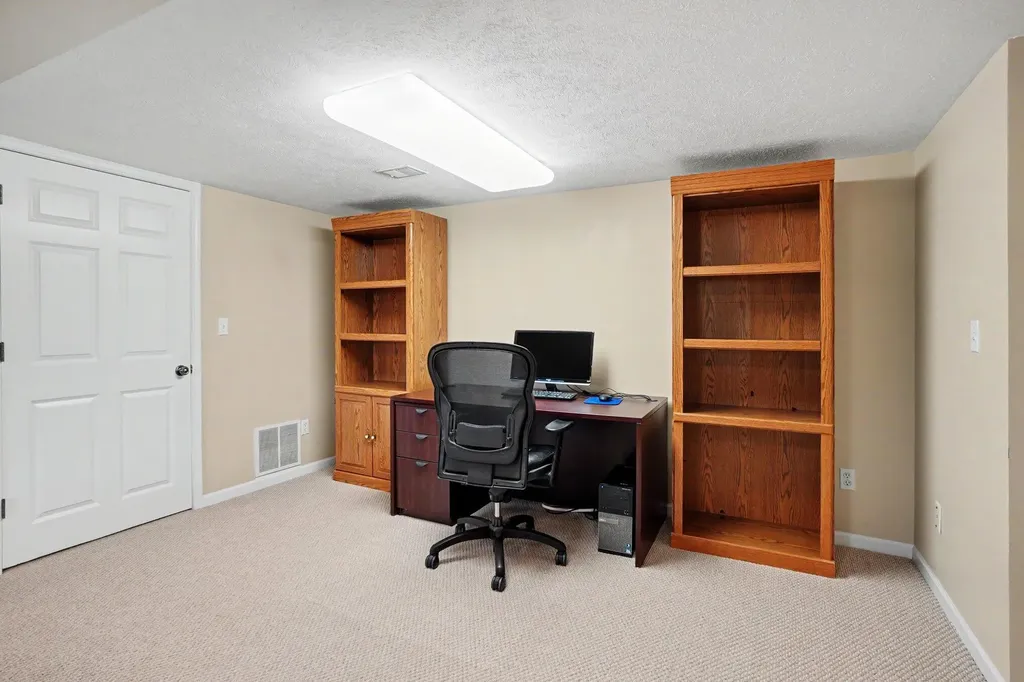 6028 Heritage Meadow Drive Laketown Township MI 49423