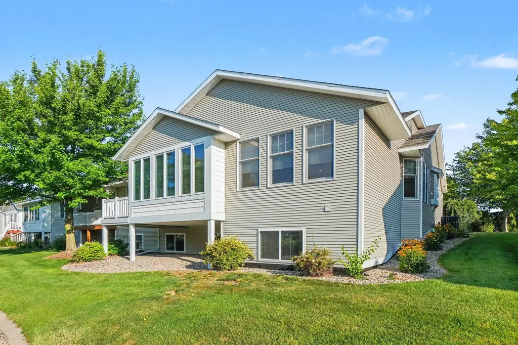 6028 Heritage Meadow Drive Laketown Township MI 49423