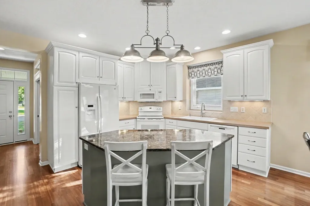 6028 Heritage Meadow Drive Laketown Township MI 49423